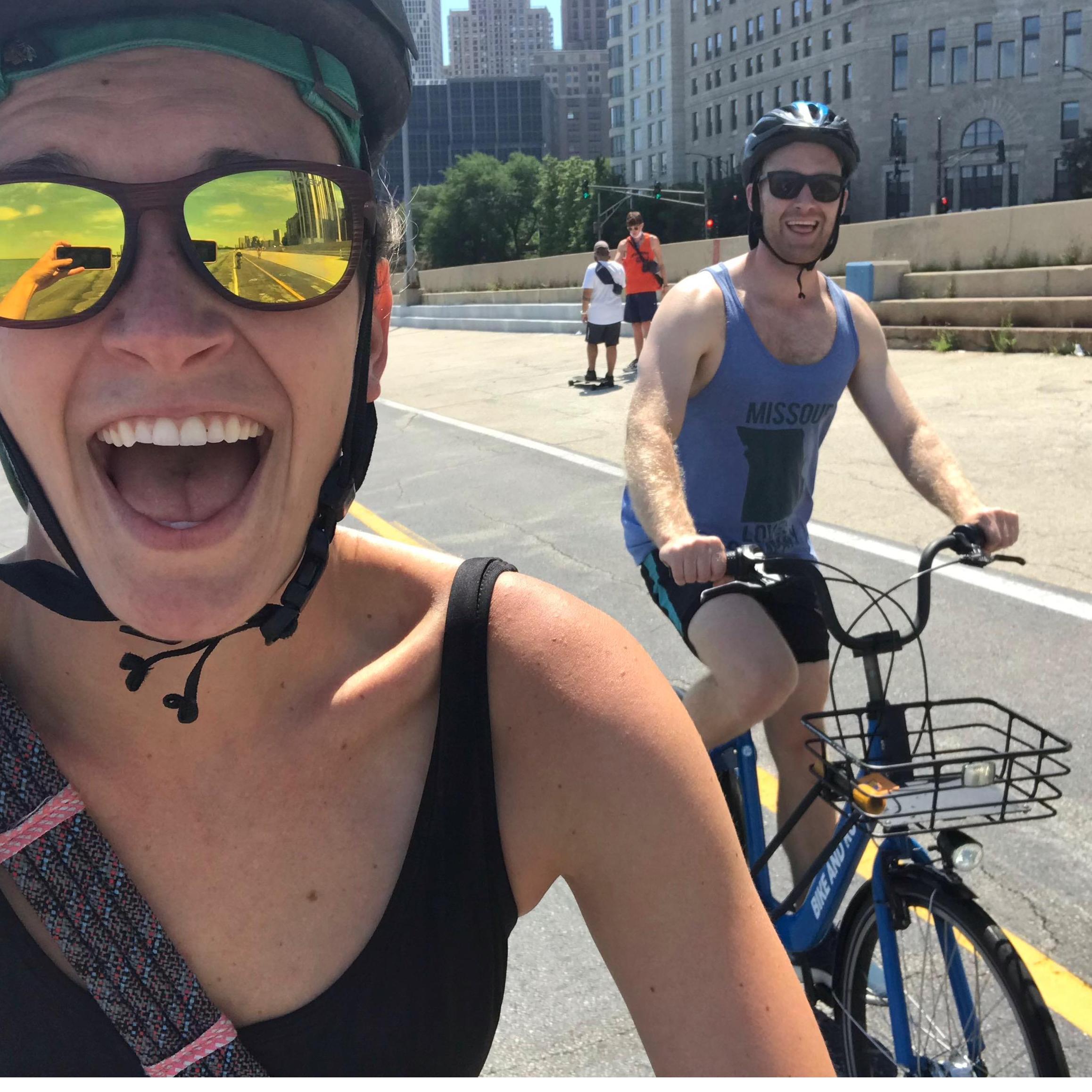 We rented bikes in Chicago!
