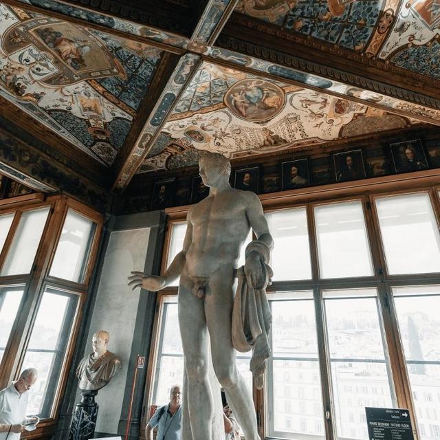 Visit to the Uffizi Galleries in Florence