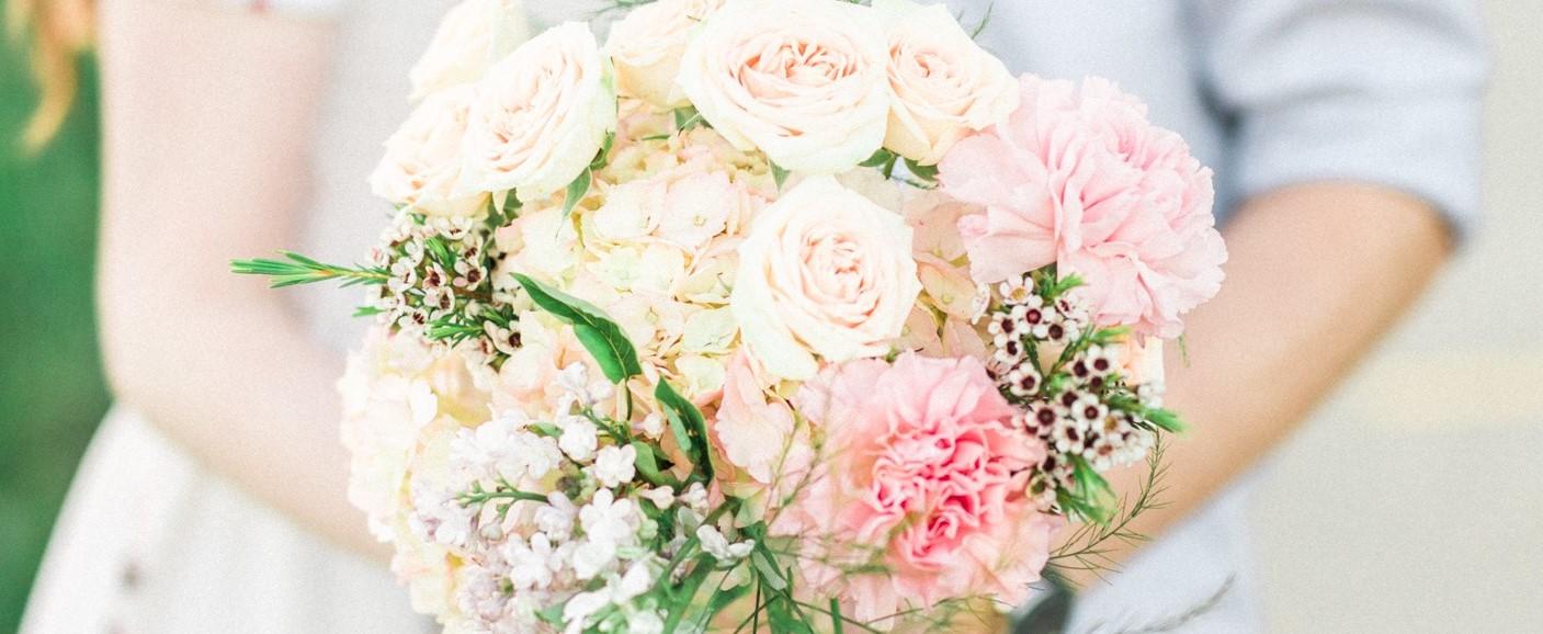 The Wedding Website of Alyssa Cleland and Mark Delgado