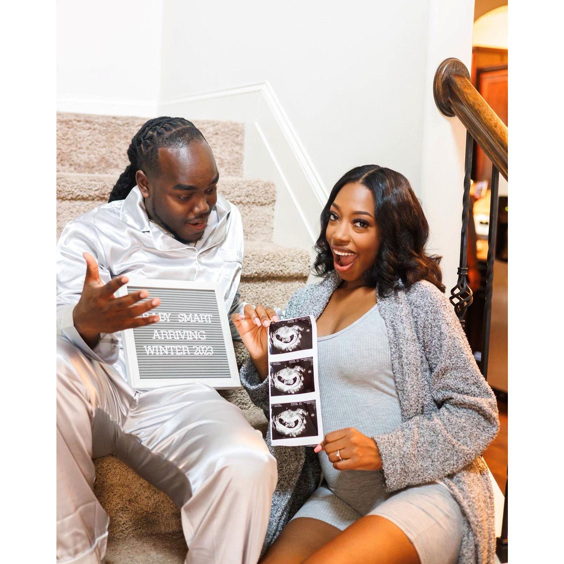 2022: Our pregnancy announcement. Our best kept secret.