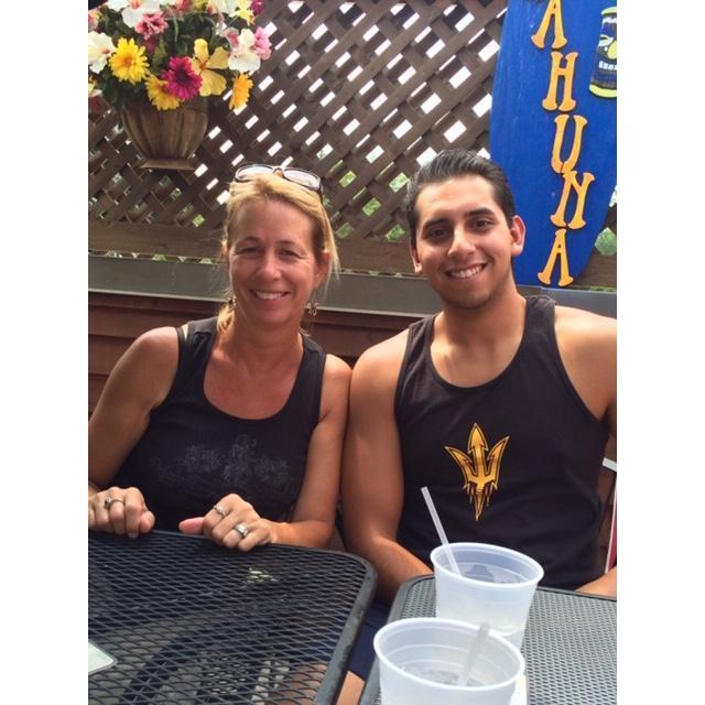 July 2016: Zukey Tavern lunch during family vacation rental on Strawberry Lake