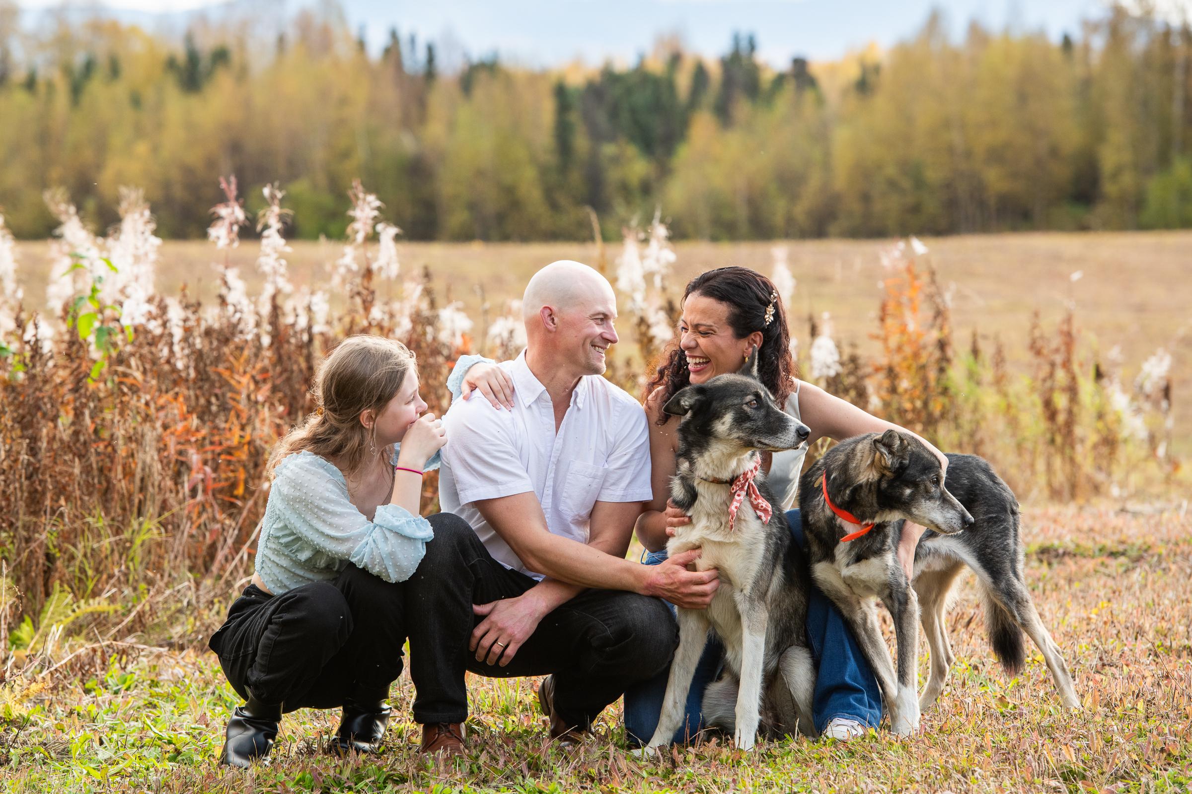 The Wedding Website of Nira Fariña Hernández and Dallas Seavey