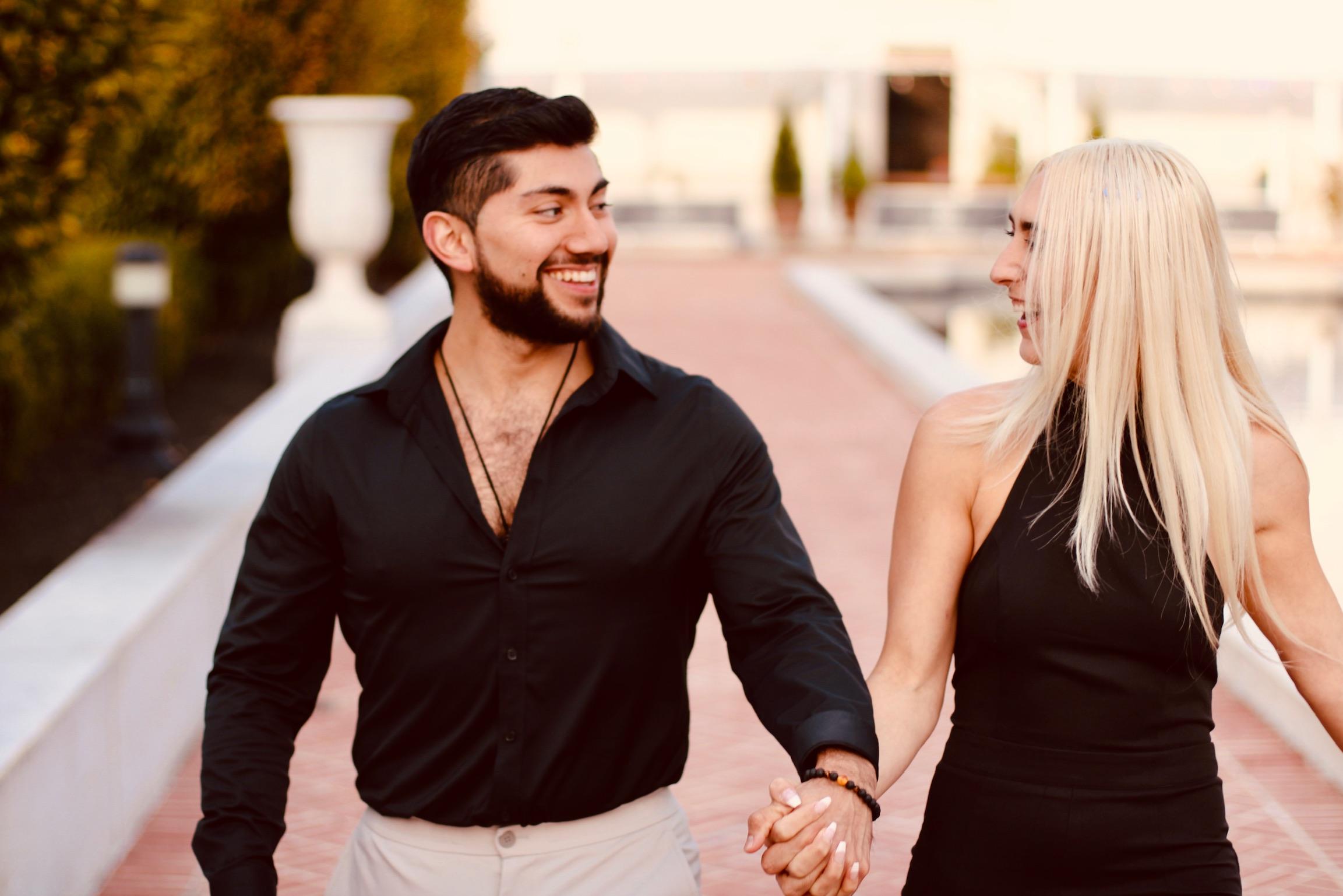 The Wedding Website of Danielle Arnold and Erik Aguilar