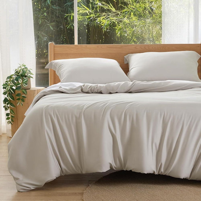 Bedsure Silky Cooling Duvet Cover King Size - 100% Rayon Derived from Bamboo Comforter Cover Set for Hot Sleepers, Breathable & Moisture-Wicking Bedding Set, Linen