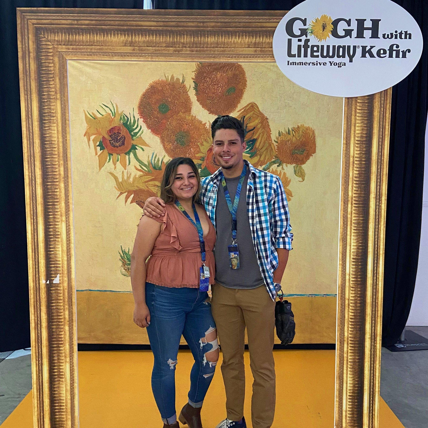 Date night at the Vincent Van Gogh live exhibit. Did you know Paola's favorite painter is Vincent Van Gogh and her favorite flowers are sunflowers? San Francisco, 2021