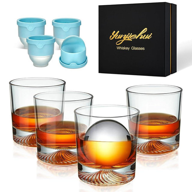 Yunjiehui Old Fashioned Whiskey Glasses Set of 4,9.5 Oz Style Classic Cocktail Glasses,Bourbon Glasses，Suitable for Scotch Whiskey, Durable Lead-Free Glassware, Gifts for Men with Luxury Box (4)