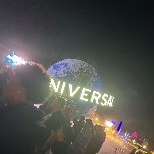 Take our boys to universal Studios fund pay with cc
