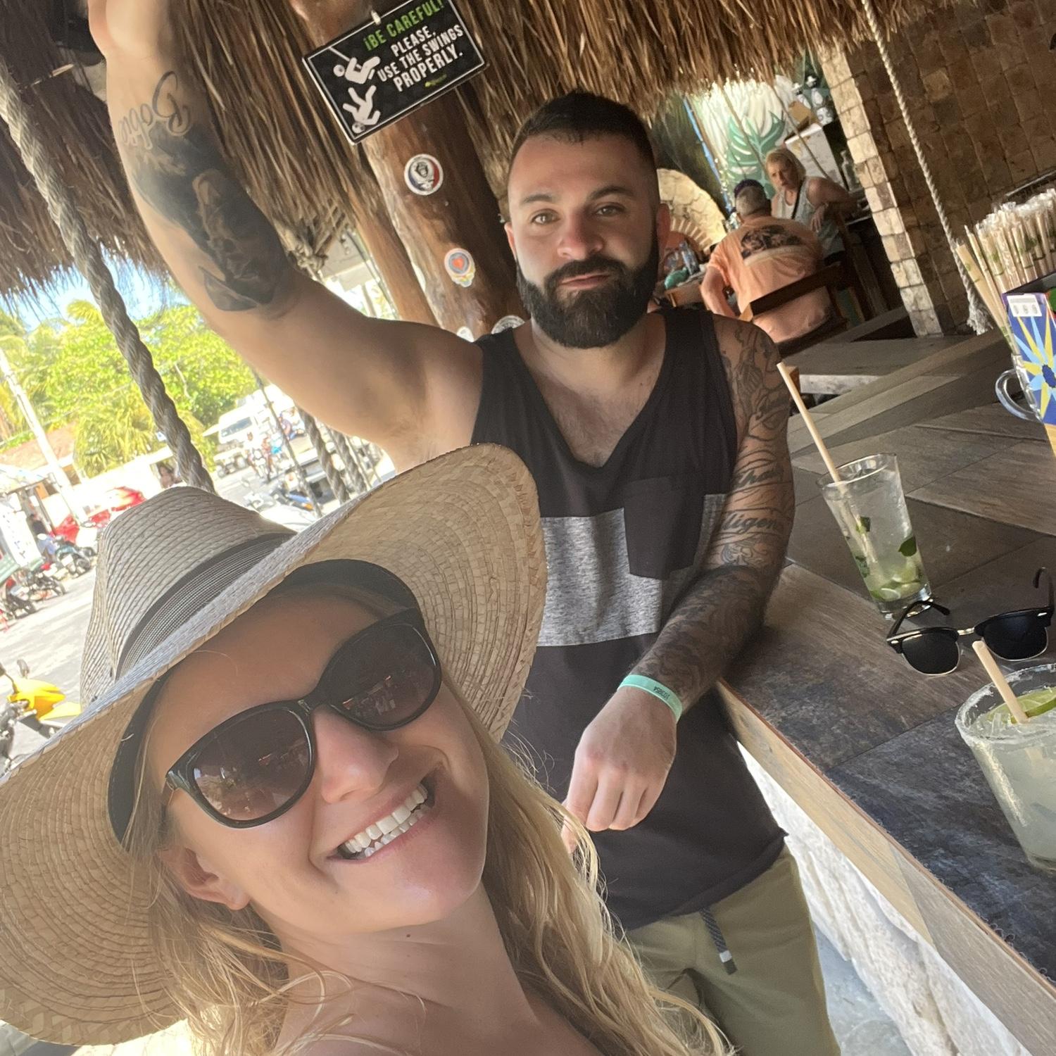 Isla Mujeres - Sipping mojitos and margaritas on the swings at Stingray bar on Hidalgo Street