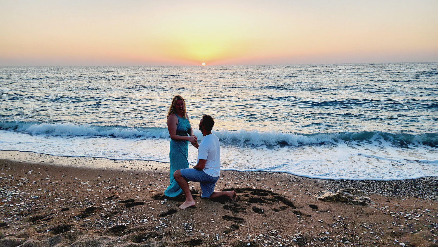 The Wedding Website of Laura White and Alexandro Pacho