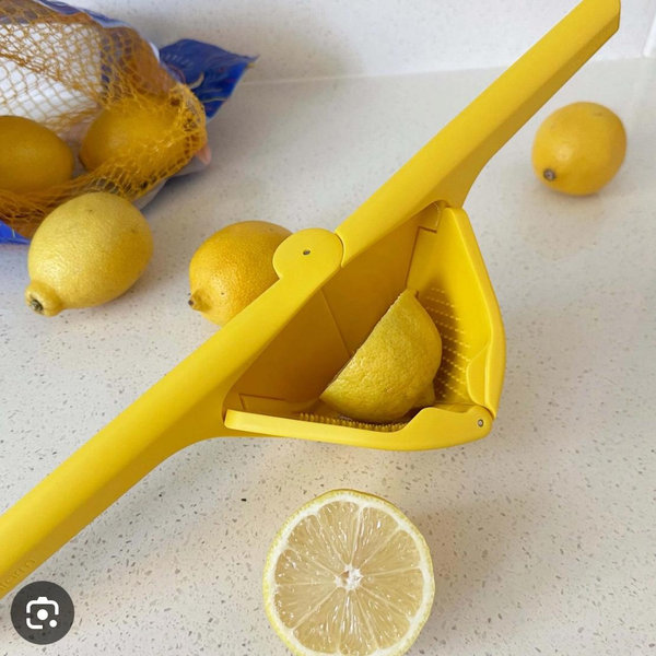Dreamfarm Fluicer Citrus Juicers, Set of 2