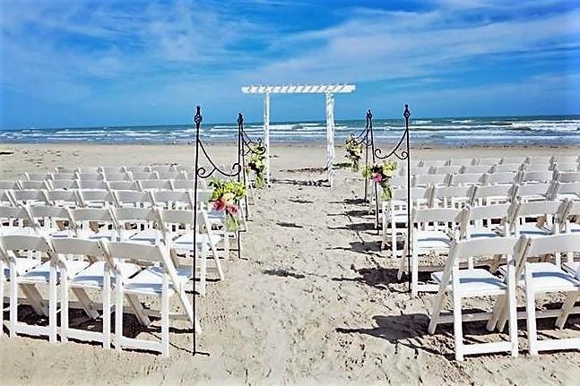 The Wedding Website of Lauren Slavik and Jay Erick