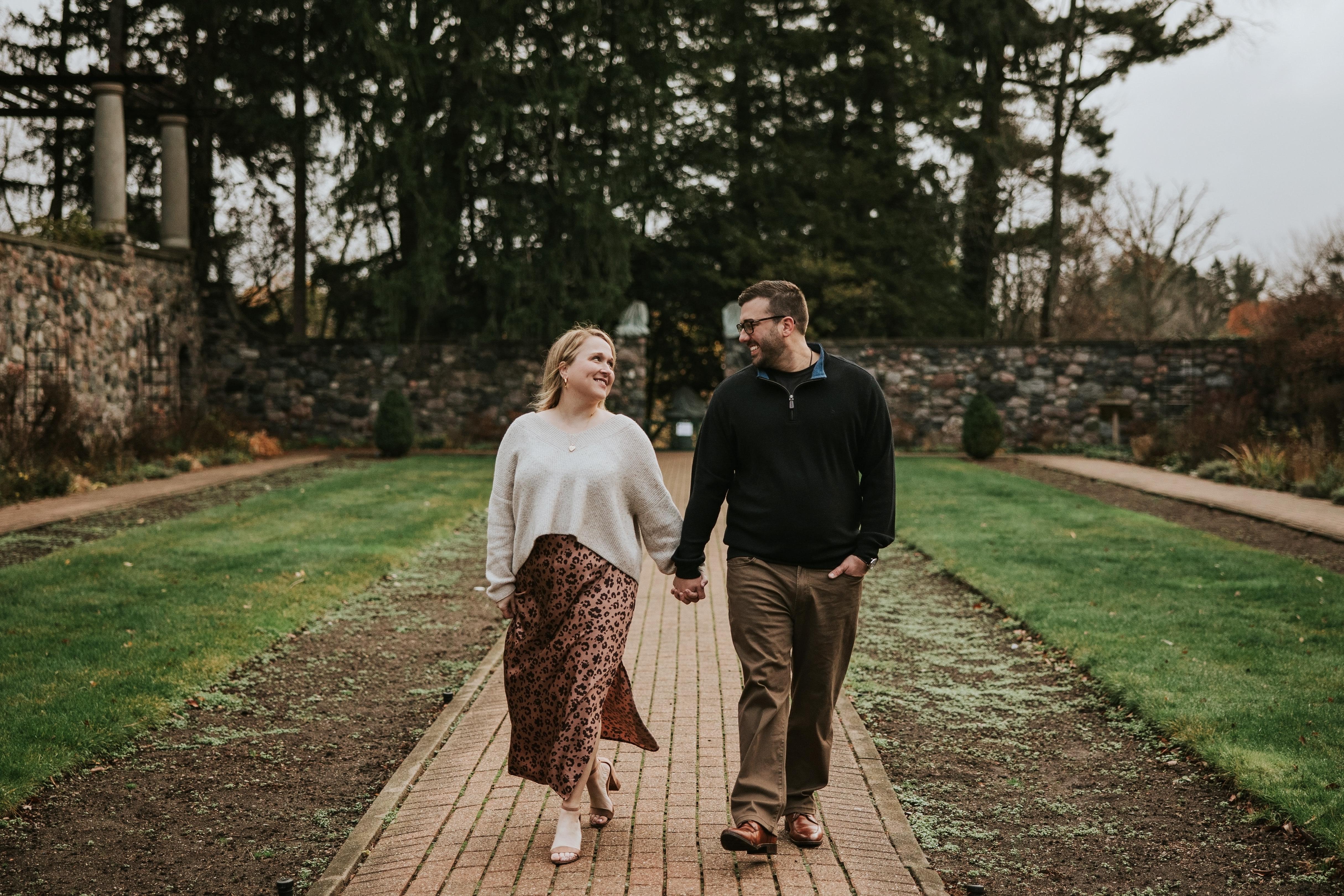 The Wedding Website of Ryan Vieth and Nicole Samuilow