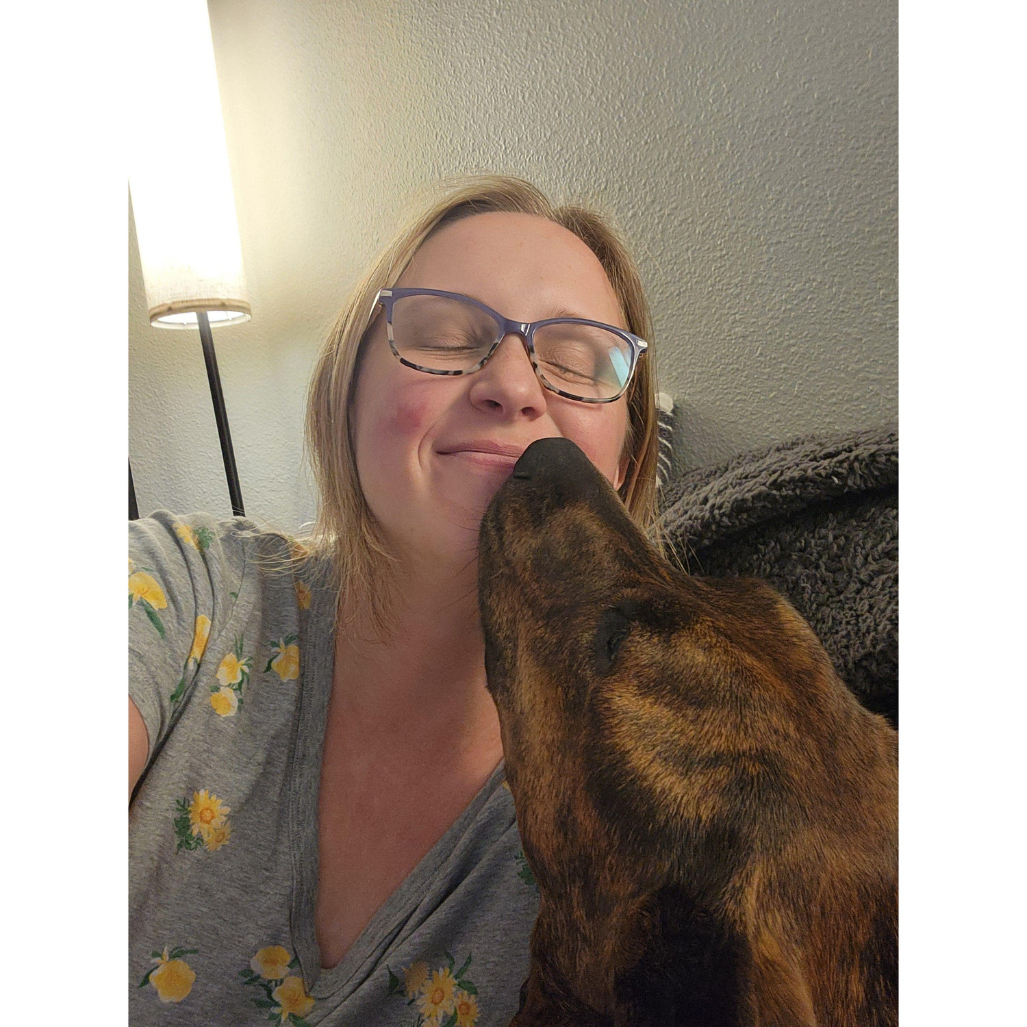 Canela couch Cuddles