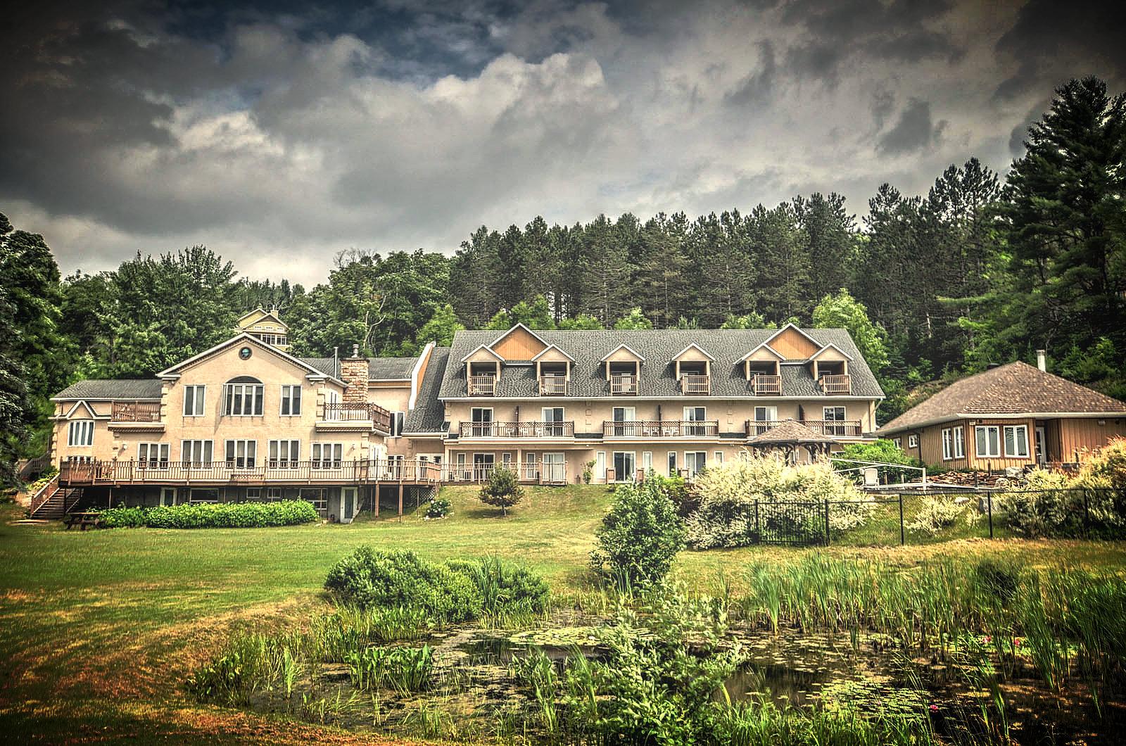The Wedding Website of Alessandra Pretell and Tony Sec