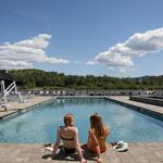 Heated Pool & Jacuzzi                      (on site)