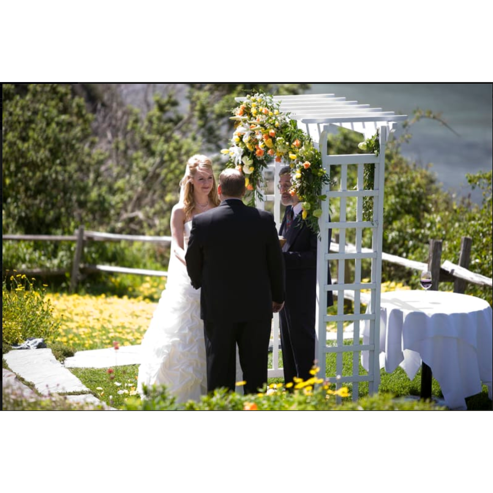 A wedding at the Albion River Inn