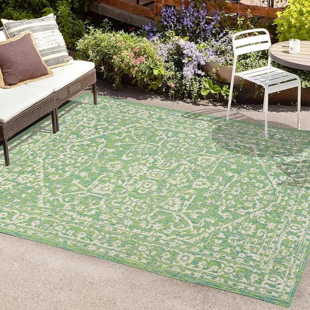 JONATHAN Y SMB104F-4 Malta Bohemian Medallion Textured Weave Indoor Outdoor Area-Rug, Coastal Traditional Transitional Easy-Cleaning,Bedroom,Kitchen,Backyard,Patio,Non Shedding, 4 X 6, Cream/Green