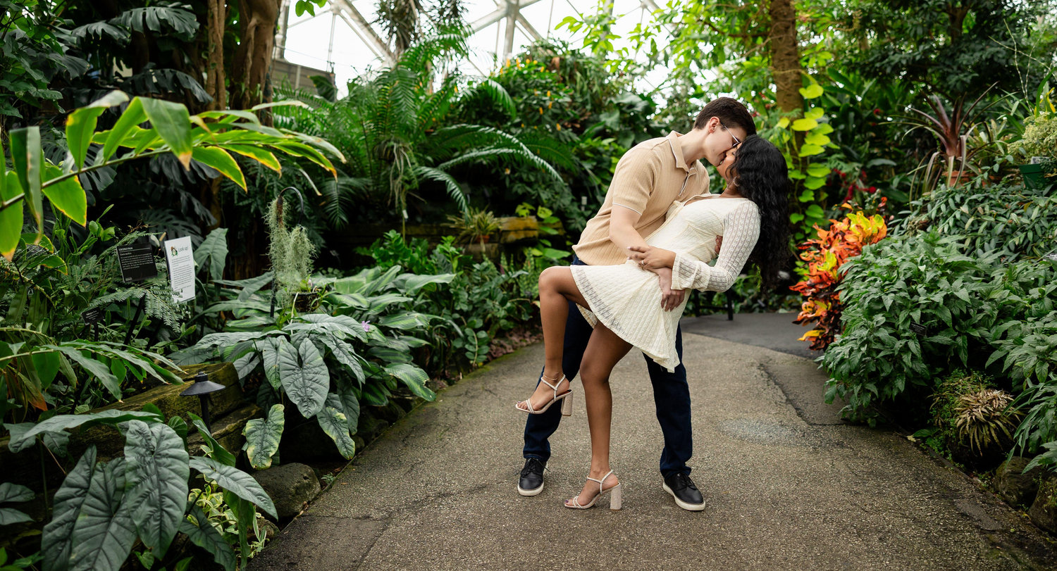 The Wedding Website of Evan Andersson and Amanda Vennamala