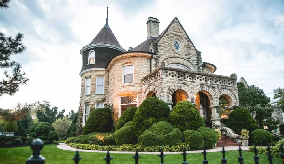 The Wedding Website of Patricia Faso and Saeed Horeish