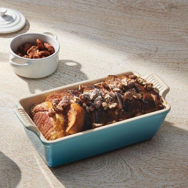 Le Creuset Heritage Loaf Pan in Caribbean