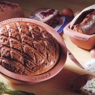 Glazed Clay Round Bread Baker