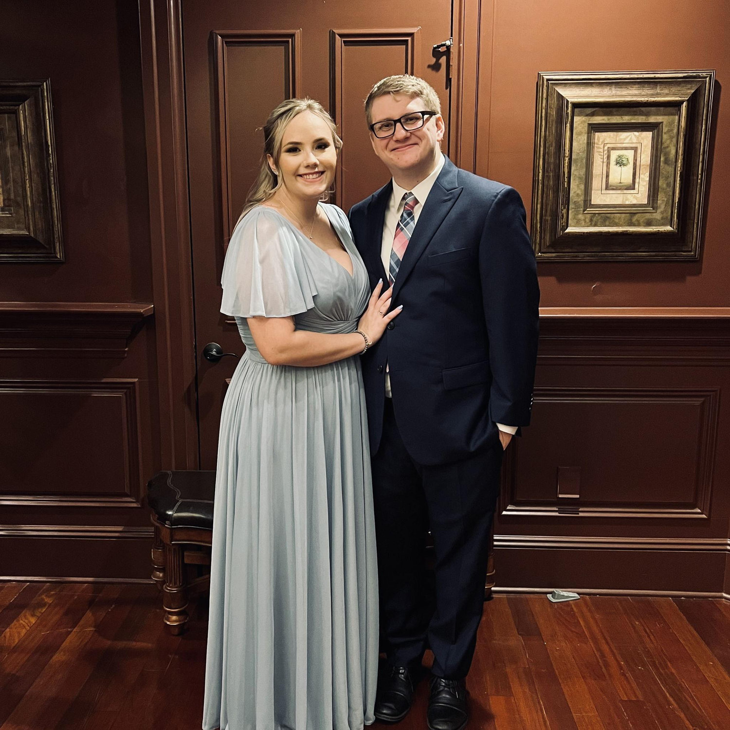 Convinced Rich to be my plus one at my Sister's Wedding after only dating for a month