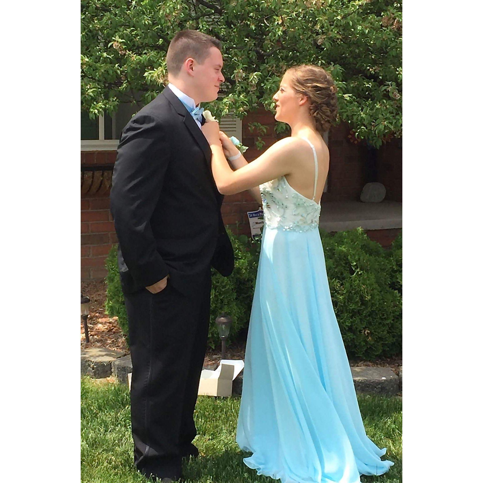 More pictures from Prom!