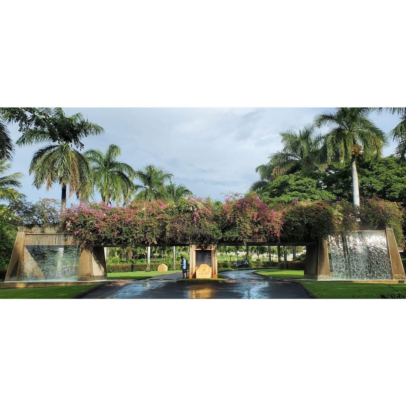 Our venue, Honolulu Country Club.