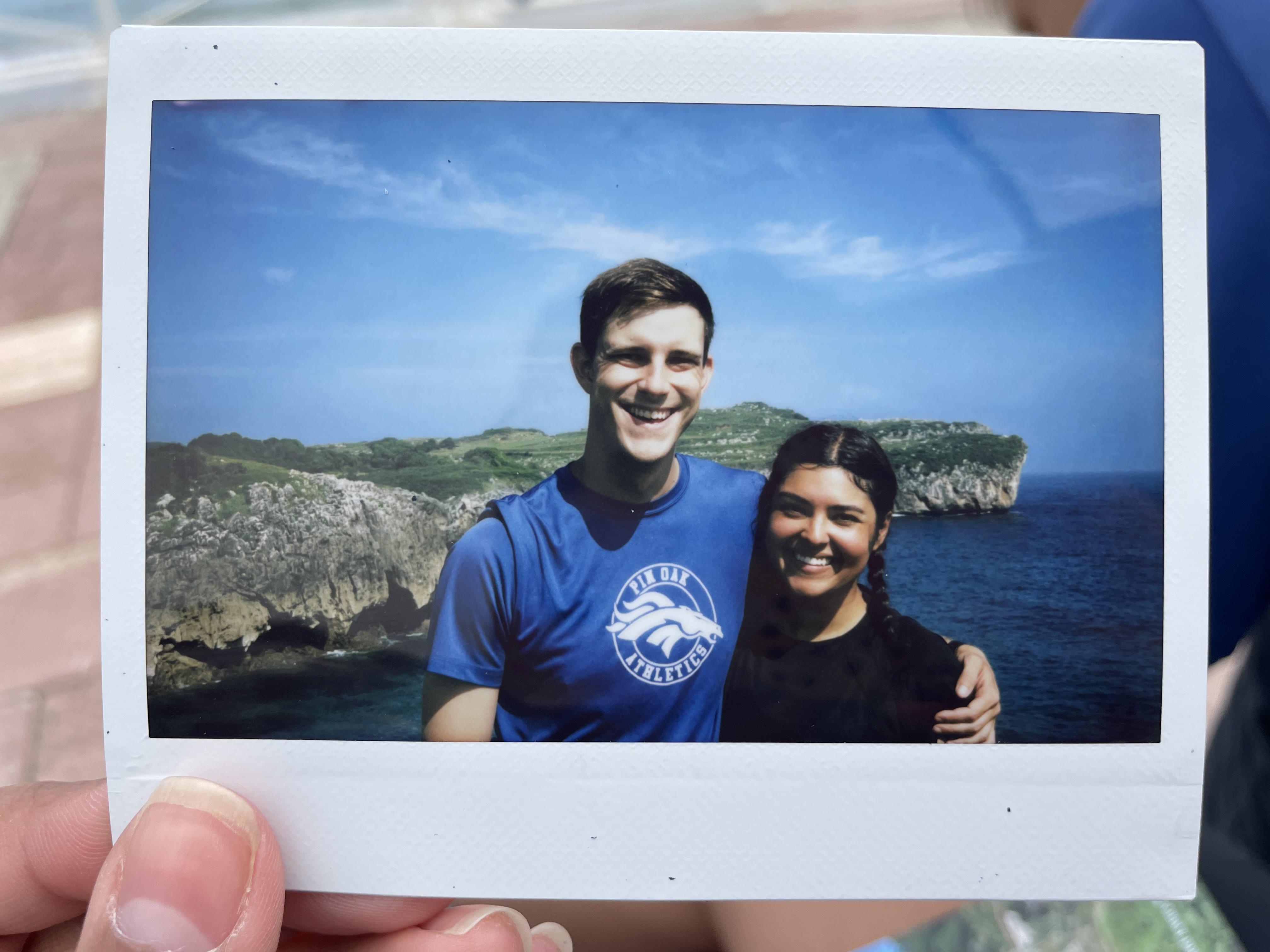 The Wedding Website of Hannah Fernandez and Jonathan Terrel