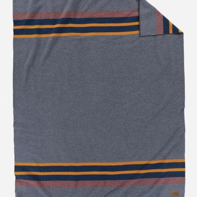 YAKIMA CAMP BLANKET