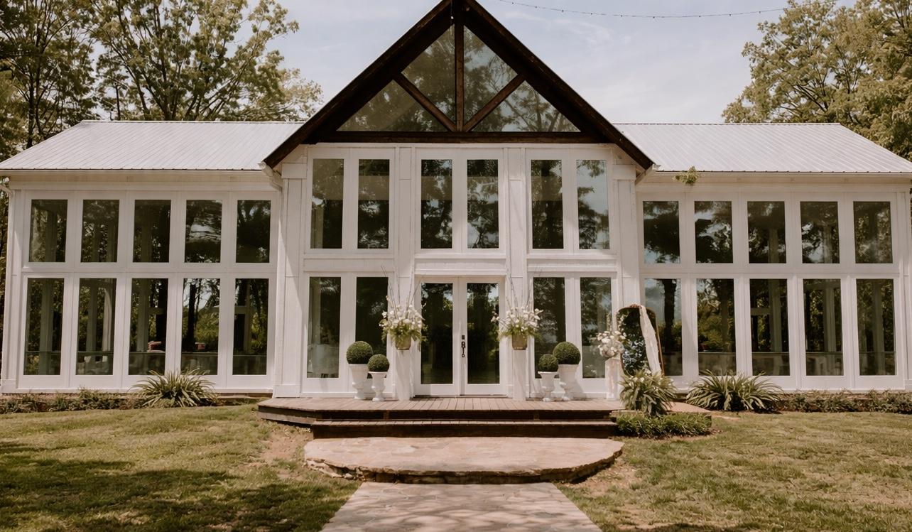 The Wedding Website of Jadyn Ivanko and Izaac Wallace