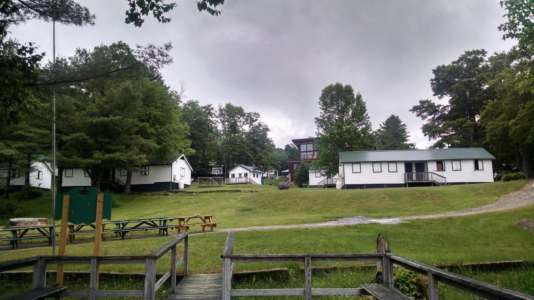 The Wedding Website of Annabelle Lytle-Rich and Zach Smith