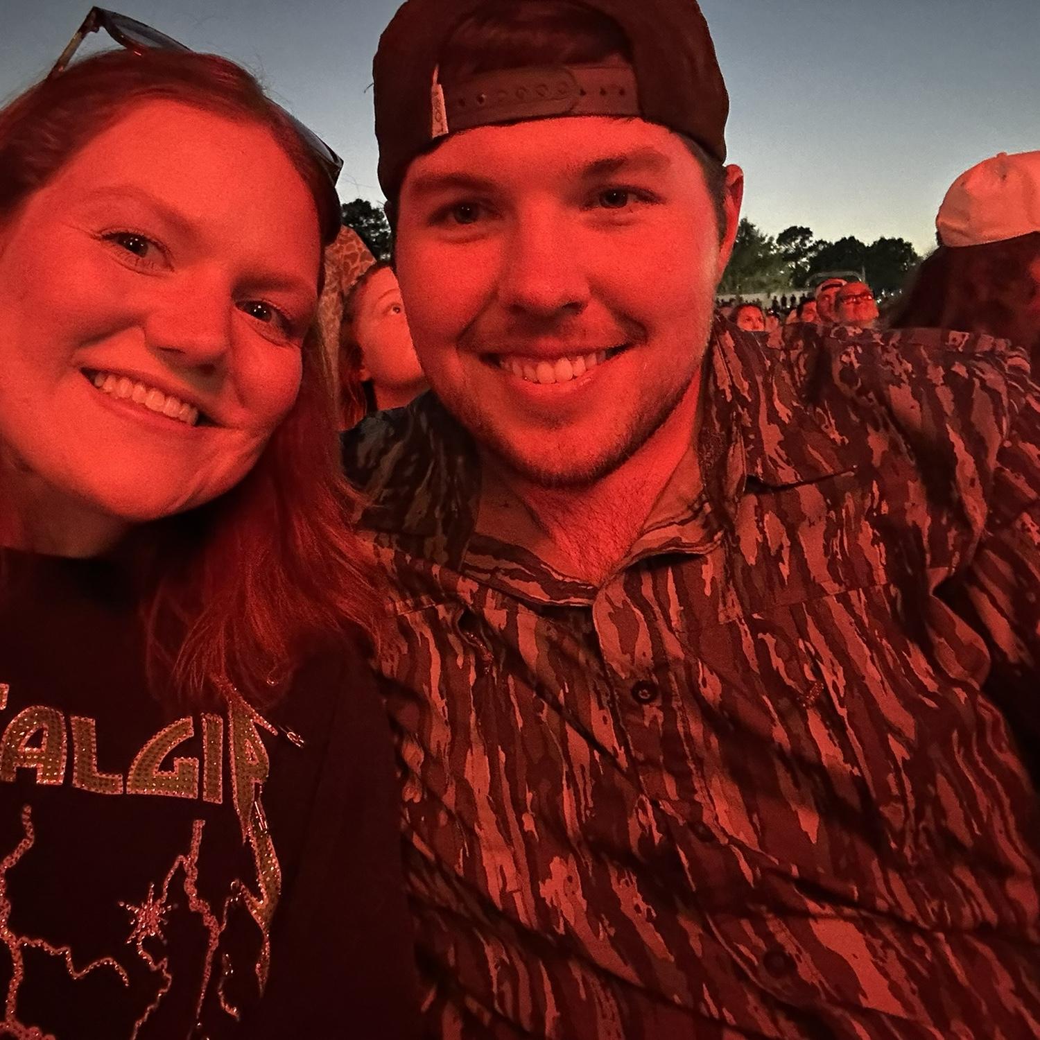 We Love a road trip to a Hardy concert!