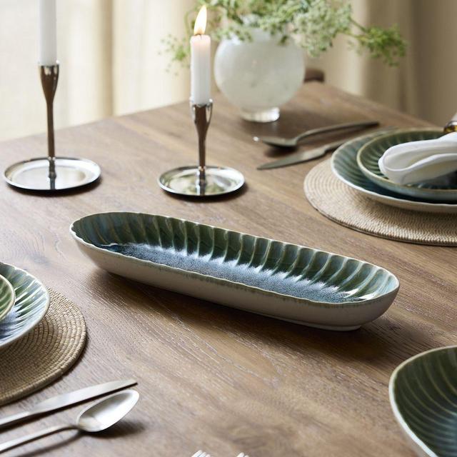 Suvi Serveware, Long Tray, Green