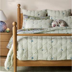 Emilia Cotton Voile Floral Icon Embroidered Quilt