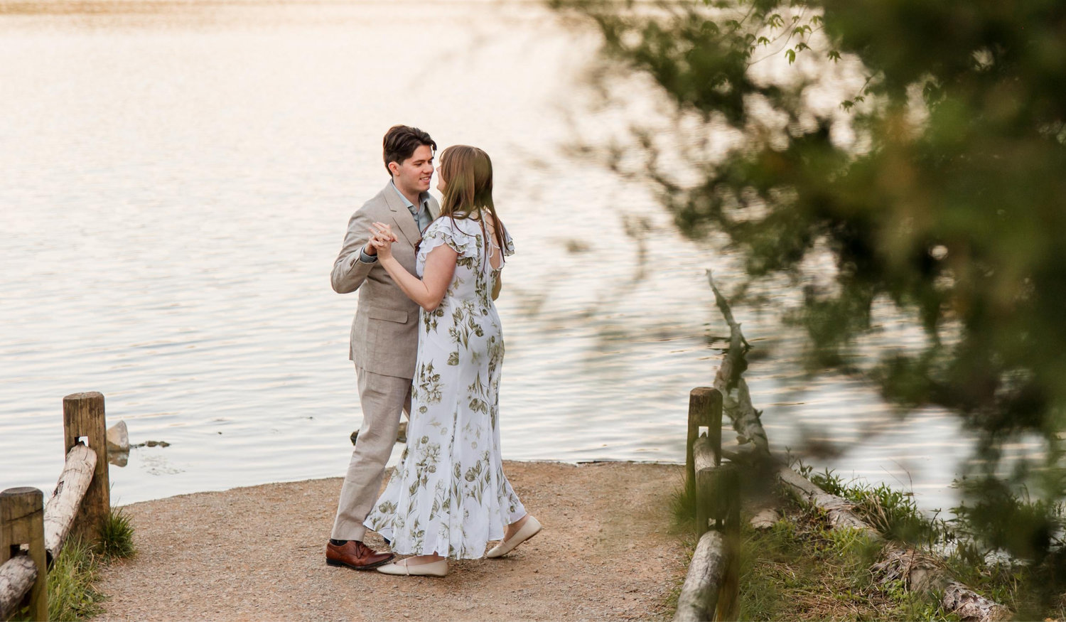 The Wedding Website of Meredith King and Benjamin Poloway