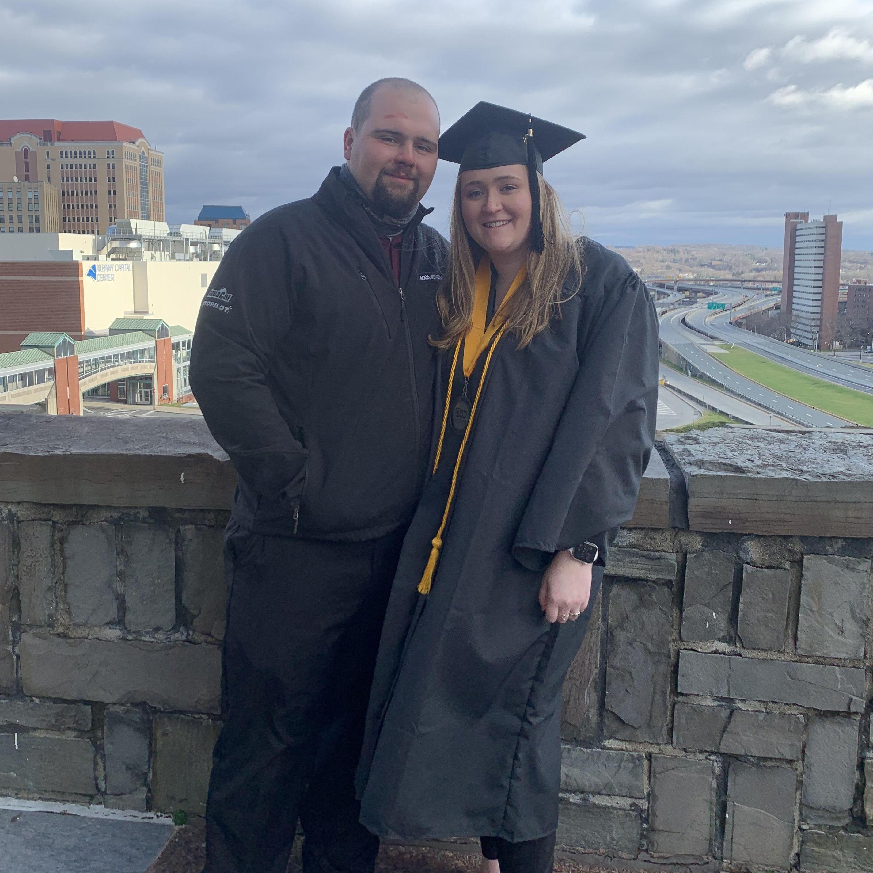 December of 2021 - Kacie’s college graduation ceremony 👩‍🎓