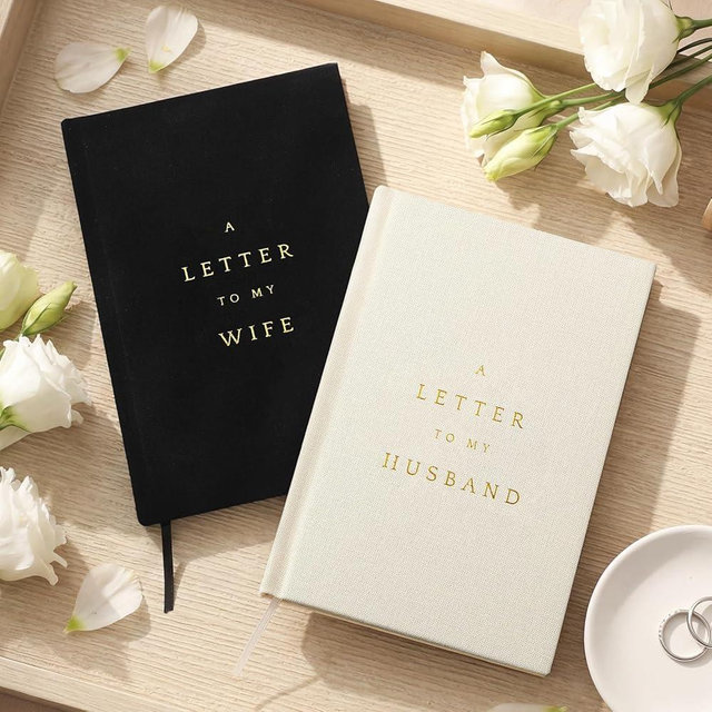 ForraFun Set of 2 Wedding Vow Books His and Hers Wedding Vow Books Registry Gifts Idea for Bride Groom Gold Foil 80 Lined Pages Engagement Gift Essentials for Guest Newly Engaged Couple(Black & White)