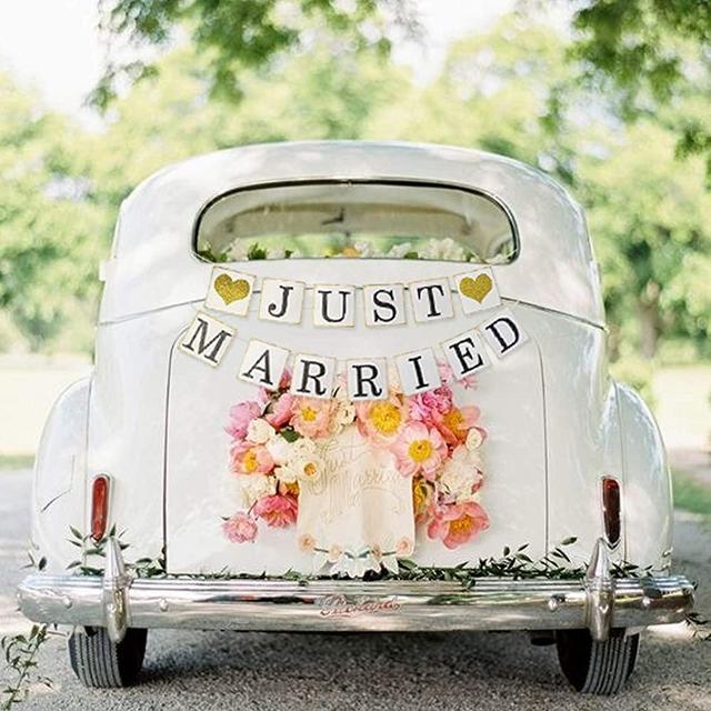 JUST MARRIED Banner Car Decorations - Gold Glitter Just Married Sign Garland for Bridal Shower Decorations, Photo Props and Car Decorations