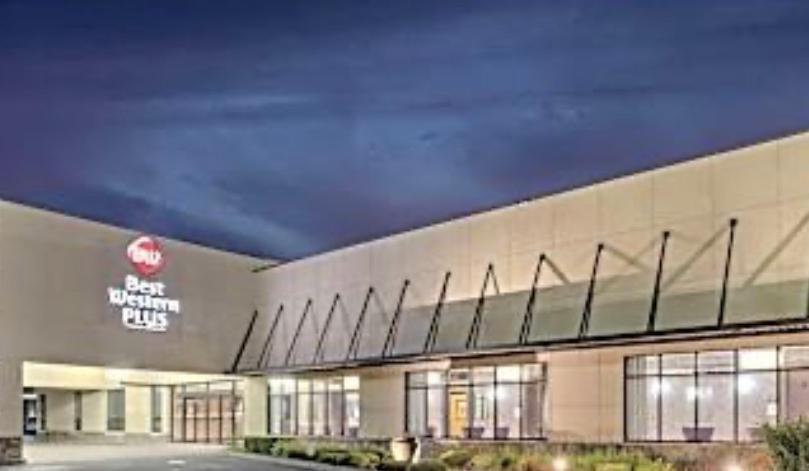 The Wedding Website of Sabrina Scott and Frank Albanese