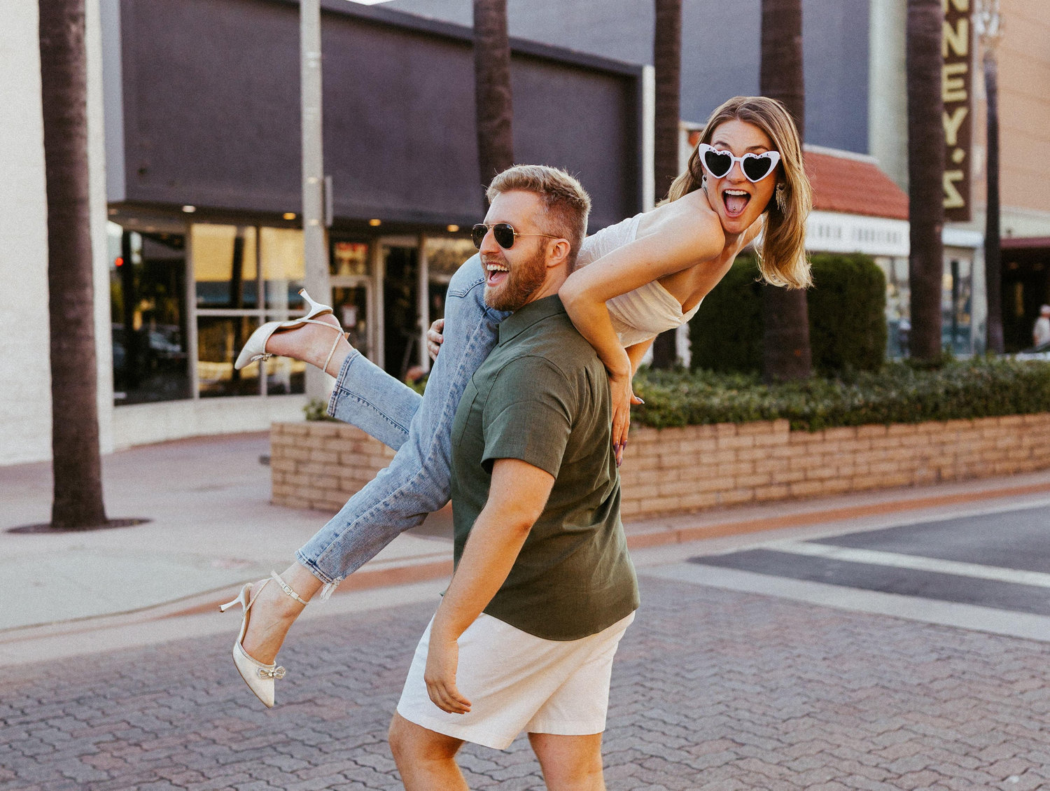 The Wedding Website of Hannah Rose Mercer and Bradley Gordon Dern