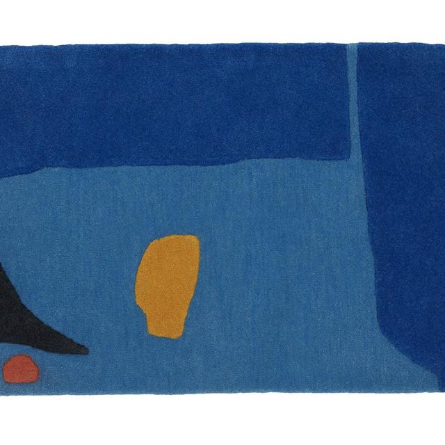 Cold Picnic Little Stranger Rug (6x9)
