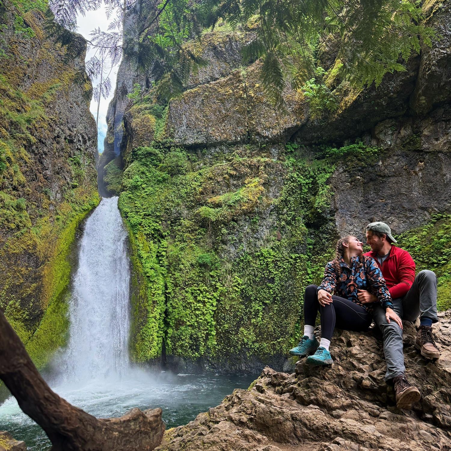 Trip to Oregon! We road tripped from the Mckenzie River, up toward the top of Oregon, then all the way down to CA and saw the Redwoods