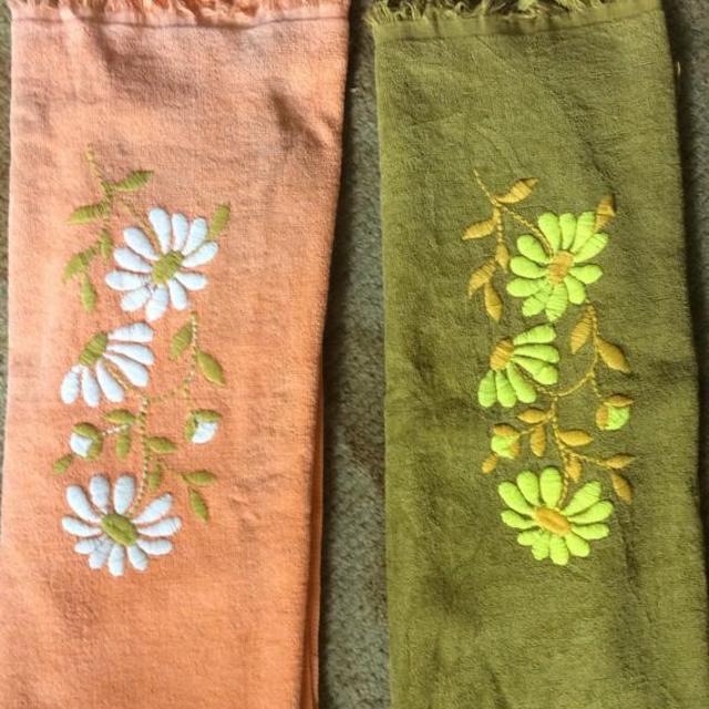 Vintage Towel Set