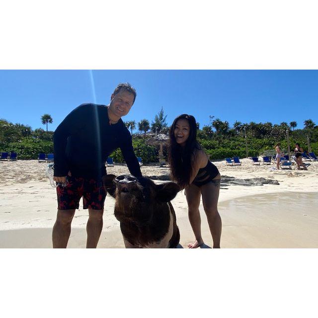 Swimming with pigs in the Bahamas!