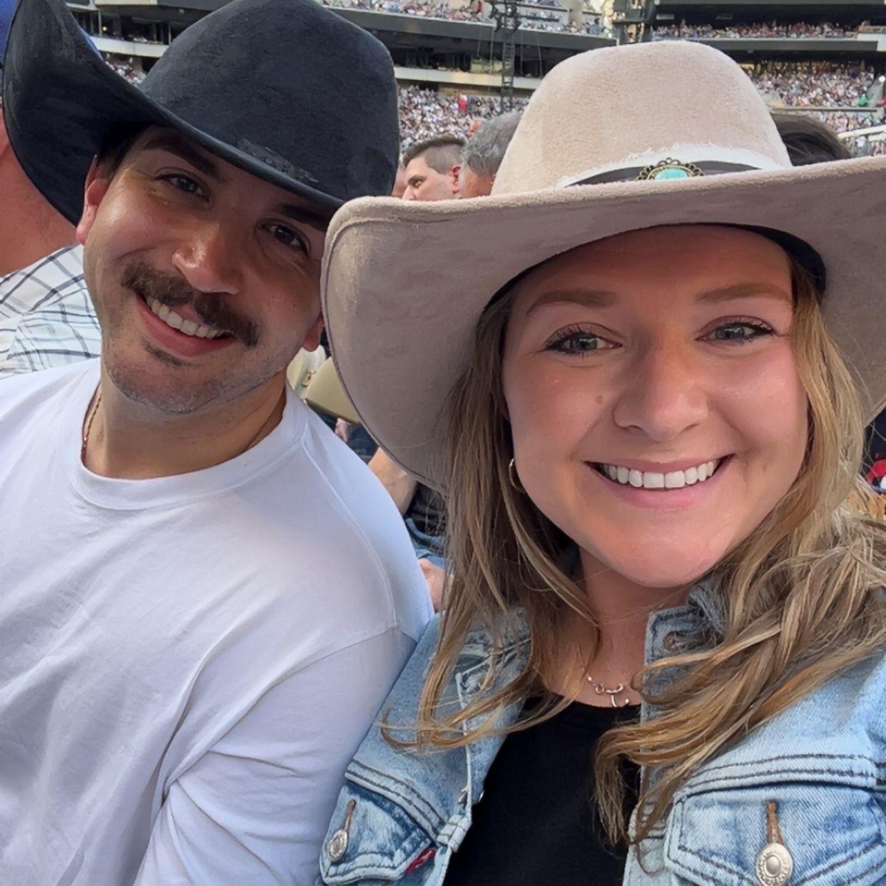 Yee haw! Had a great time seeing George Strait at the Linc in Philly.