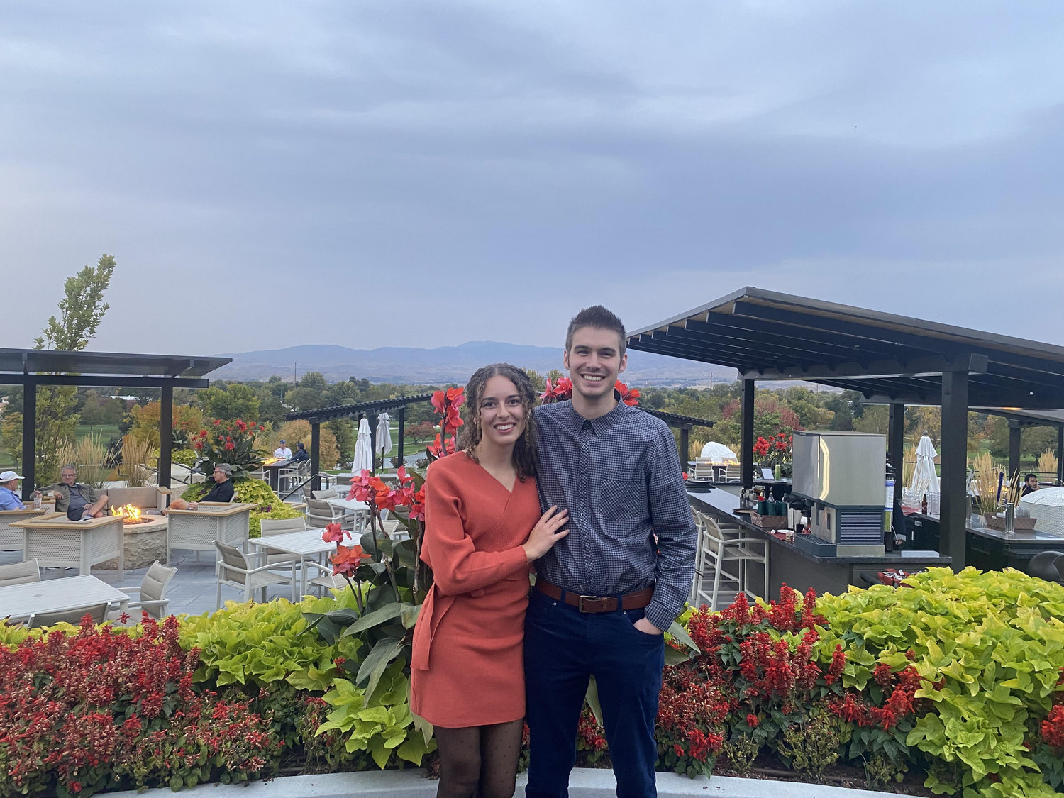The Wedding Website of Hanna Suman and Ethan Fretwell