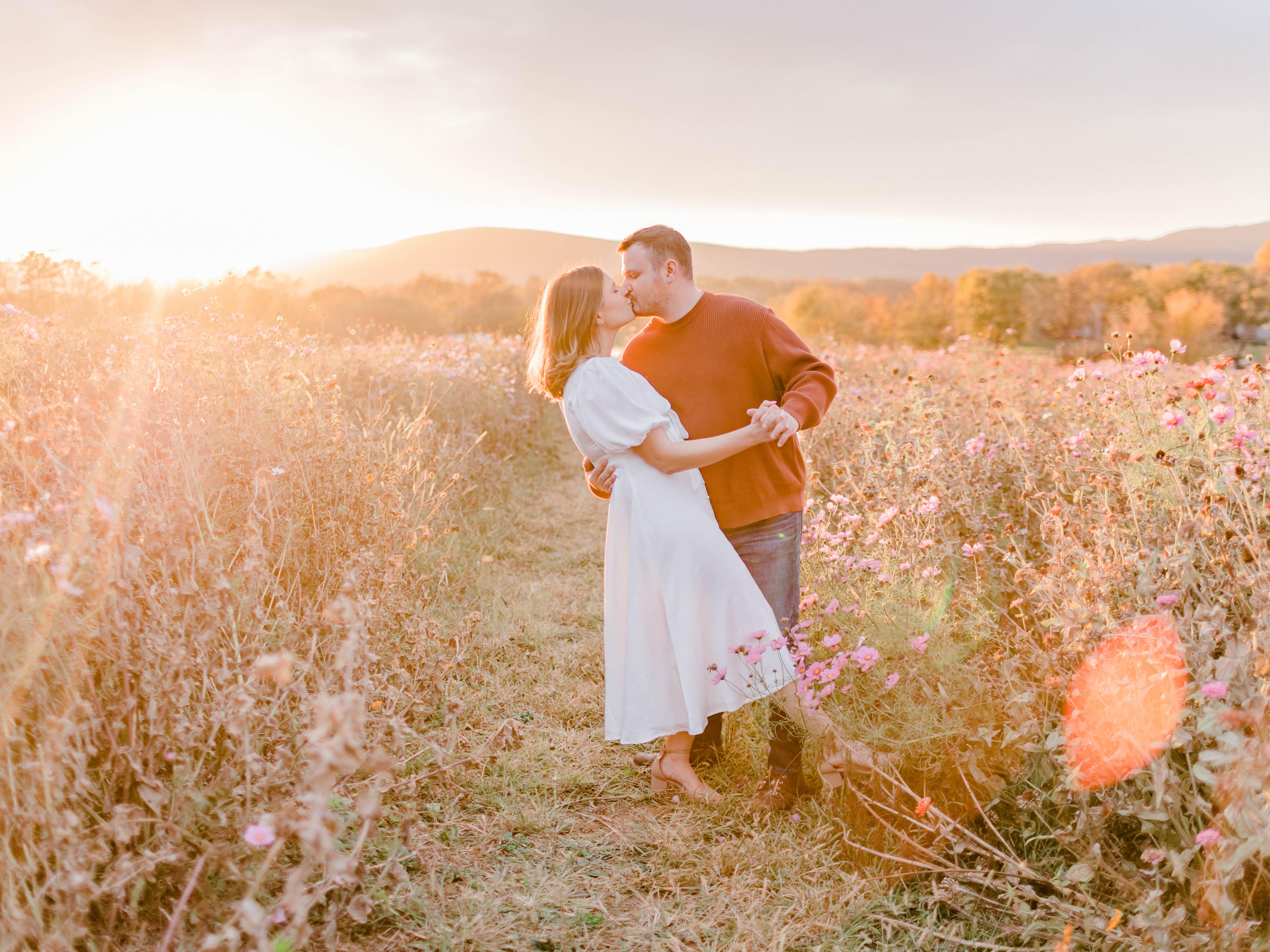 The Wedding Website of Shannon O’dowd and Alec Mezebish