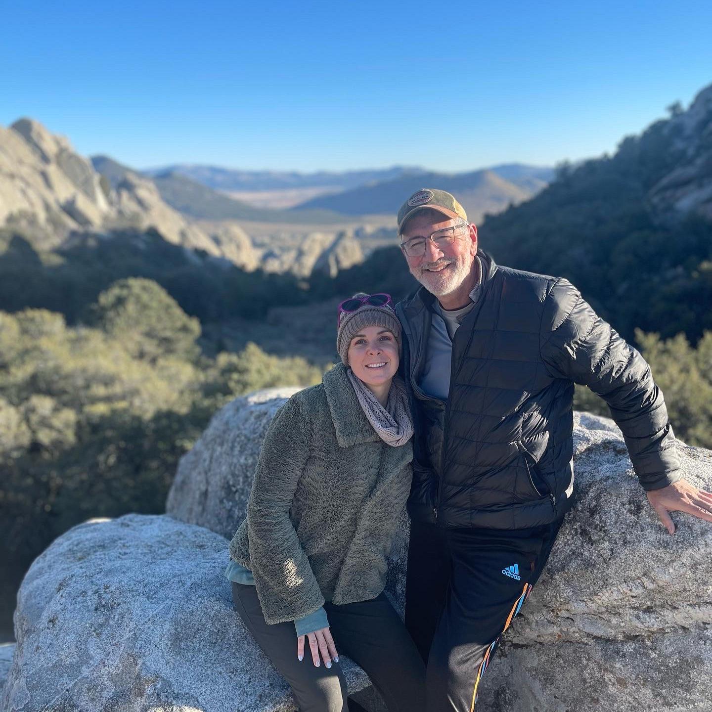 Hike in Idaho with friends… there was snow! ❄️
