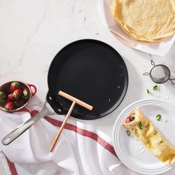 Le Creuset, Classic Heritage Loaf Pan | Zola